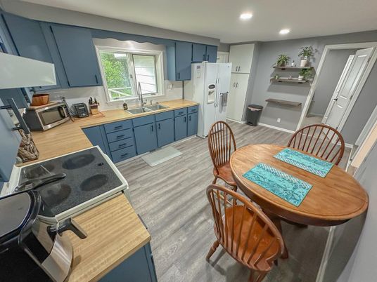 Interior, Kitchen, Recessed Lighting, Wood Texture Flooring