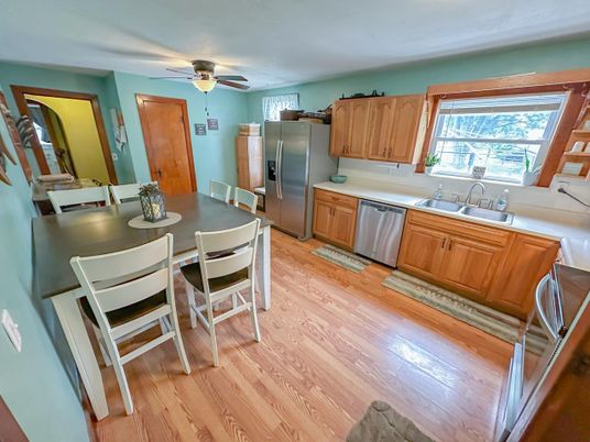 Dining room, Interior, Kitchen, Stainless Steel Appliances, Wood Texture Flooring