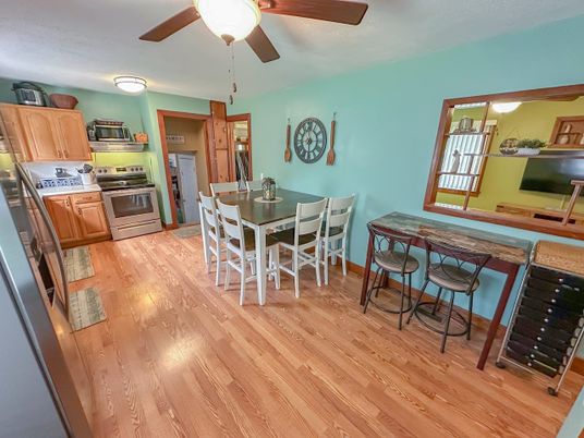 Dining room, Interior, Kitchen, Stainless Steel Appliances, Wood Texture Flooring