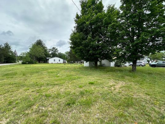 Backyard, Detached Garage, Exterior