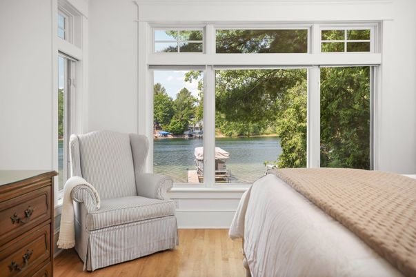 Bedroom, Interior, Water, Wood Texture Flooring