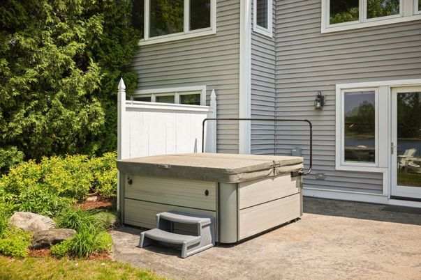 Exterior, Hot Tub