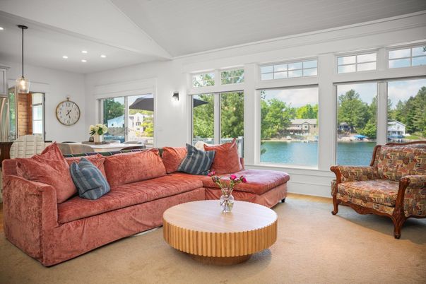 Interior, Living room, Pendant Lights, Recessed Lighting, Water