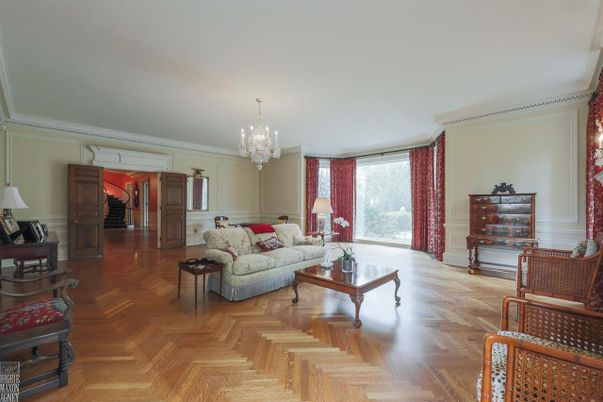 Chandelier, Interior, Living room, Wood Texture Flooring