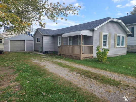 Backyard, Detached Garage, Exterior
