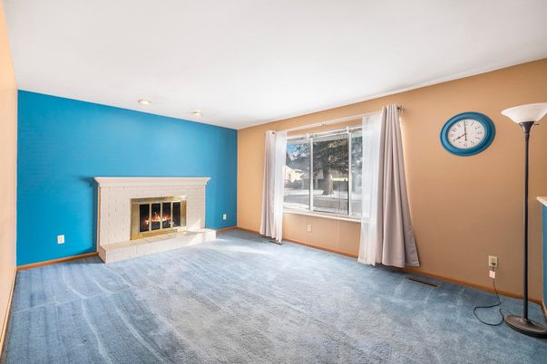 Empty room, Fireplace, Interior, Recessed Lighting
