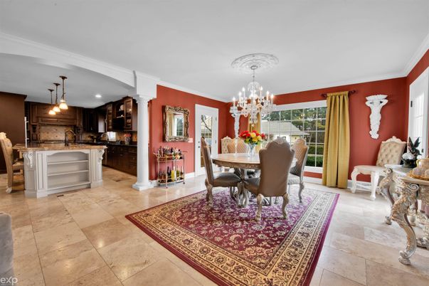 Chandelier, Dining room, Interior, Kitchen, Pendant Lights