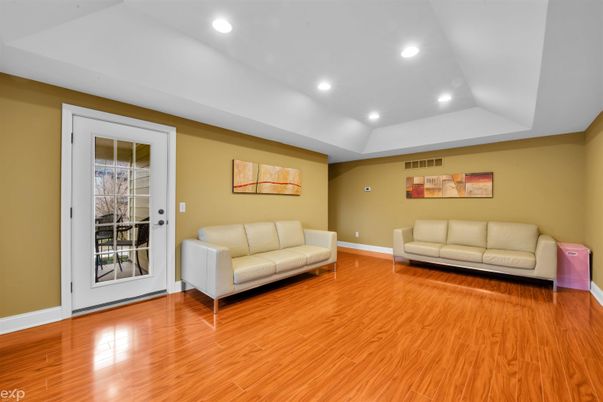 Interior, Living room, Recessed Lighting, Wood Texture Flooring