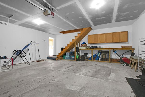Garage, Interior