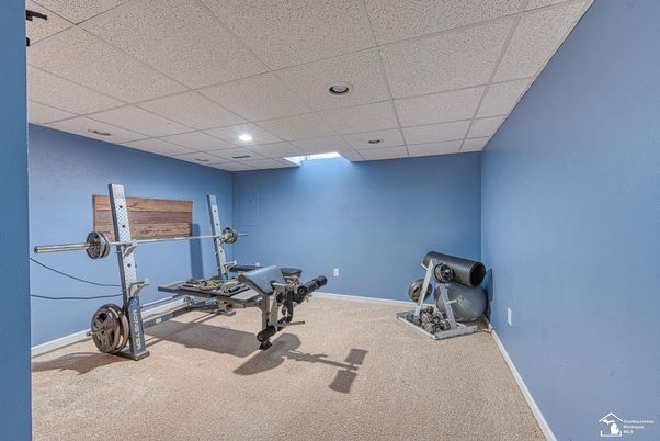 Fitness Equipment, Interior, Recessed Lighting
