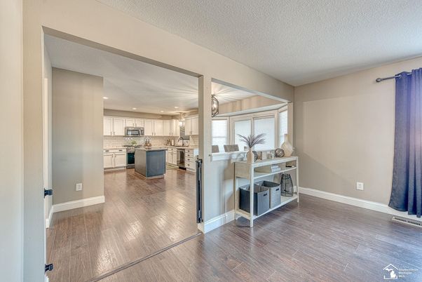 Dining room, Interior, Kitchen, Recessed Lighting, Wood Texture Flooring