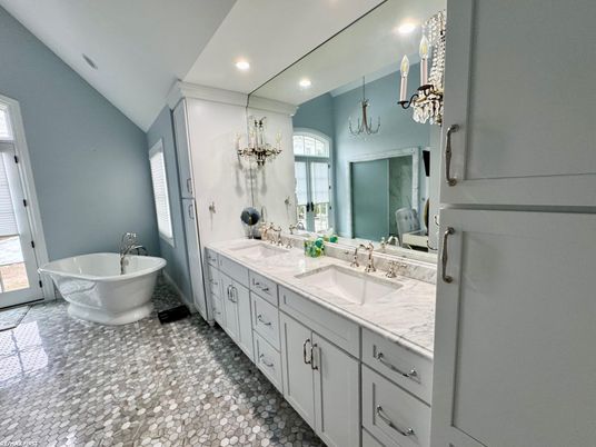 Bathroom, Chandelier, Dual Sink Vanities, Free Standing Baths, Interior, Recessed Lighting