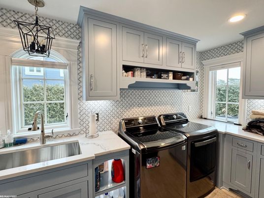 Interior, Kitchen, Pendant Lights, Recessed Lighting, Washer
