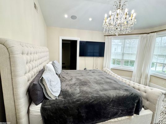 Bedroom, Chandelier, Interior, Recessed Lighting