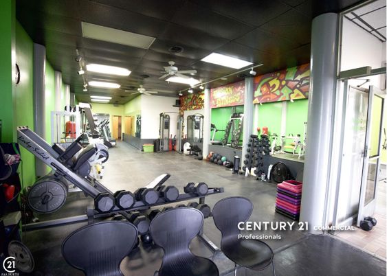 Fitness Equipment, Gym, Interior, Recessed Lighting