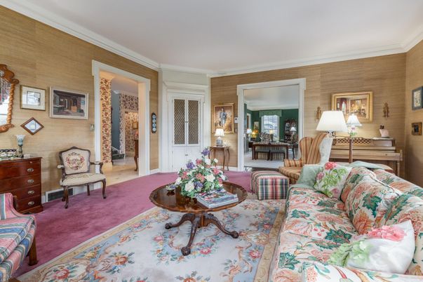 Interior, Living room, Piano