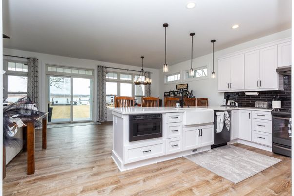 Dining room, Interior, Kitchen, Pendant Lights, Recessed Lighting, Wood Texture Flooring