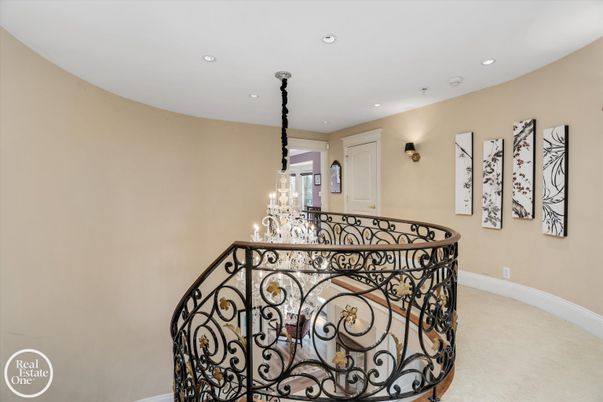 Chandelier, Interior, Recessed Lighting