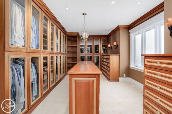 Chandelier, Interior, Recessed Lighting, Walk-in Closets