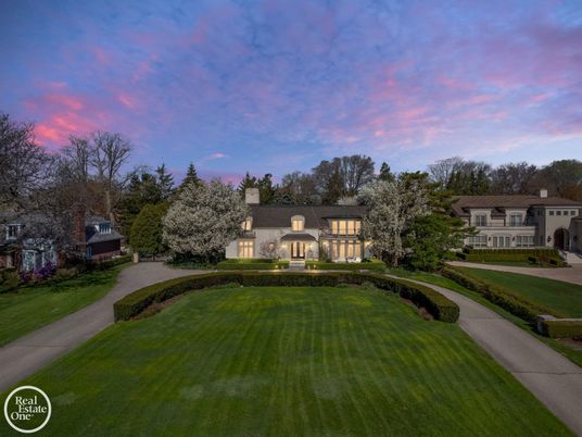 Backyard, Exterior, Facade, French Provincial