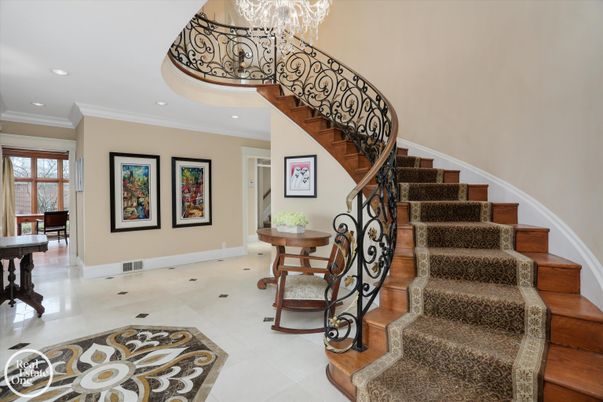 Chandelier, Interior, Piano, Recessed Lighting