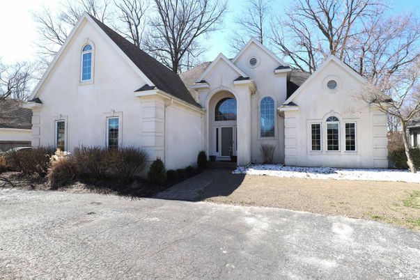 Exterior, Facade, Farmhouse