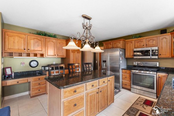 Chandelier, Interior, Kitchen, Pendant Lights, Stainless Steel Appliances