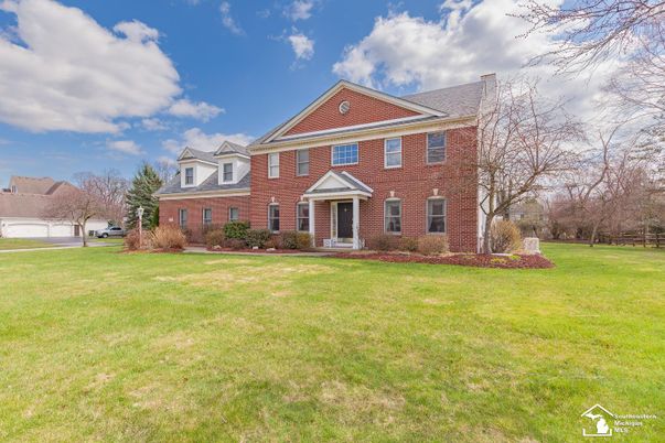 Backyard, Exterior, Facade, Brick Facade, Georgian