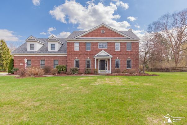 Exterior, Facade, Brick Facade, Georgian