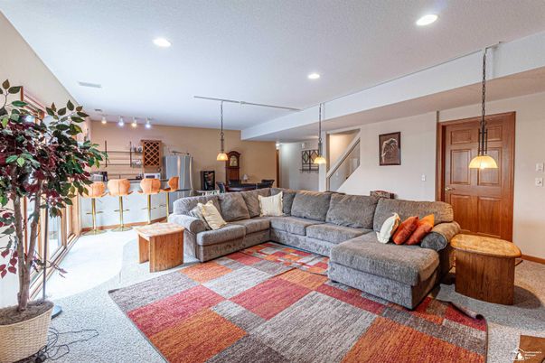 Interior, Living room, Pendant Lights, Recessed Lighting