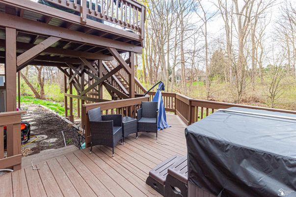 Exterior, Hot Tub