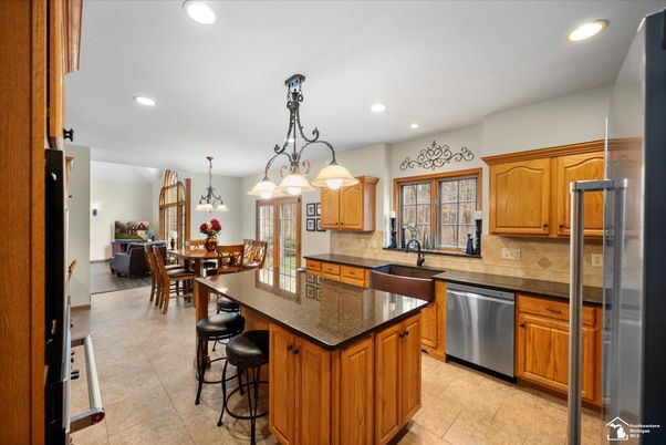 Chandelier, Dining room, Interior, Kitchen, Pendant Lights, Recessed Lighting