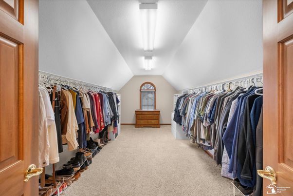 Interior, Walk-in Closets
