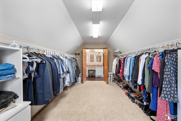 Interior, Walk-in Closets