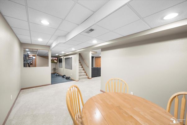 Dining room, Interior, Recessed Lighting