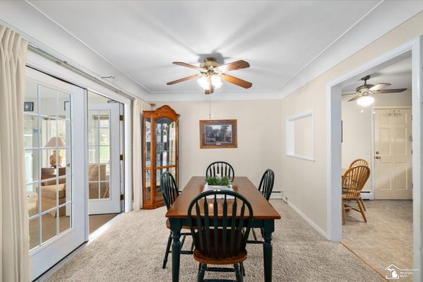 Dining room, Interior