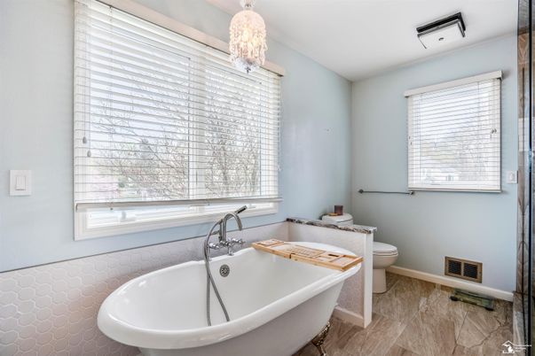 Bathroom, Free Standing Baths, Interior