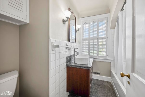 Bathroom, Interior