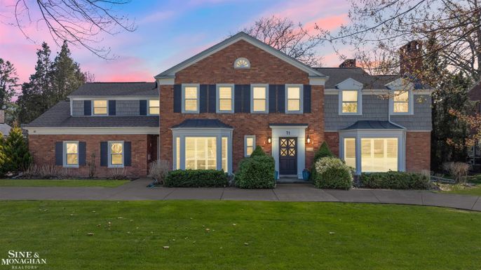 Exterior, Facade, Brick Facade, Brick Traditional