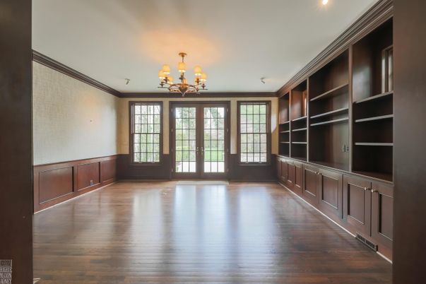 Chandelier, Empty room, Interior, Recessed Lighting, Wood Texture Flooring