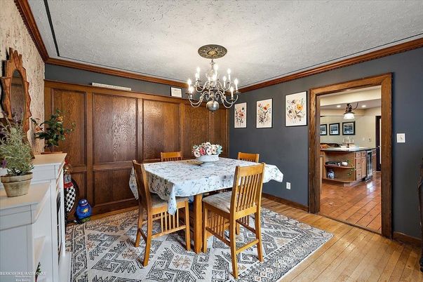 Chandelier, Dining room, Interior, Wood Texture Flooring