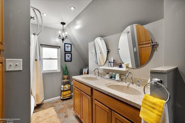 Bathroom, Dual Sink Vanities, Interior, Pendant Lights, Recessed Lighting