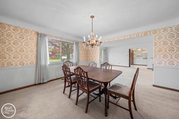 Chandelier, Dining room, Interior