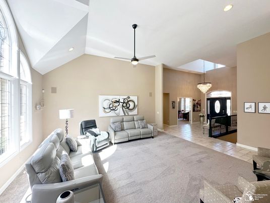 Chandelier, Dining room, Interior, Living room, Recessed Lighting