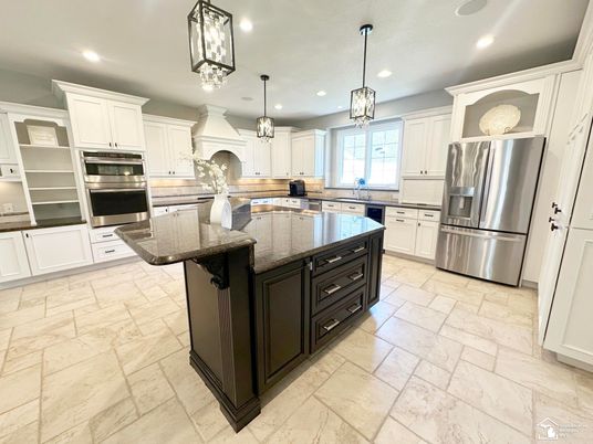 Interior, Kitchen, Pendant Lights, Recessed Lighting, Stainless Steel Appliances