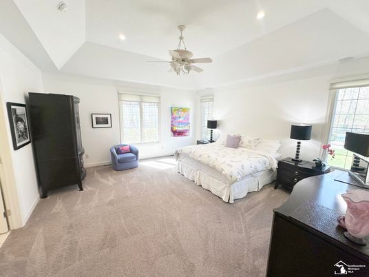 Bedroom, Home Office, Interior, Recessed Lighting