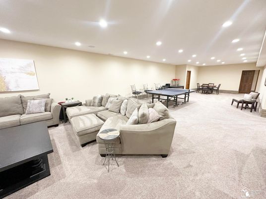 Game Room, Interior, Living room, Recessed Lighting
