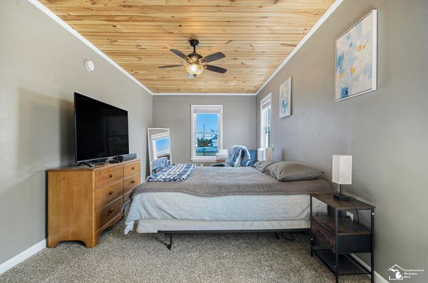Bedroom, Interior, Wooden Ceilings