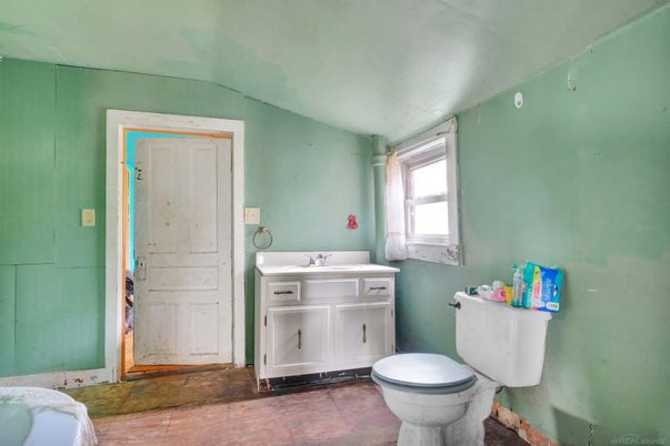 Bathroom, Interior