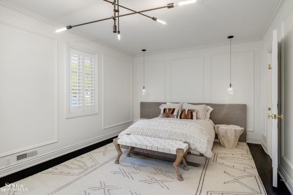 Bedroom, Interior, Pendant Lights